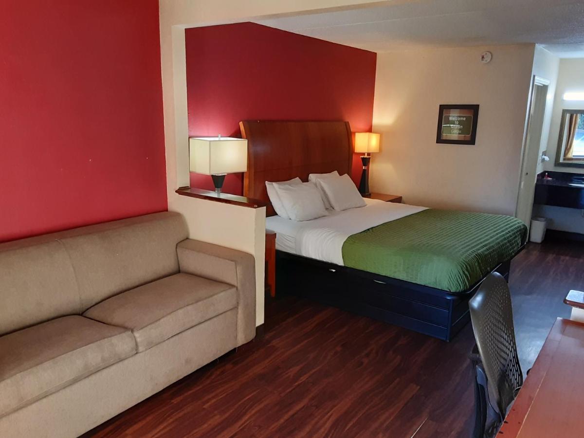 Econo Lodge Inn & Suites Griffin Exterior photo