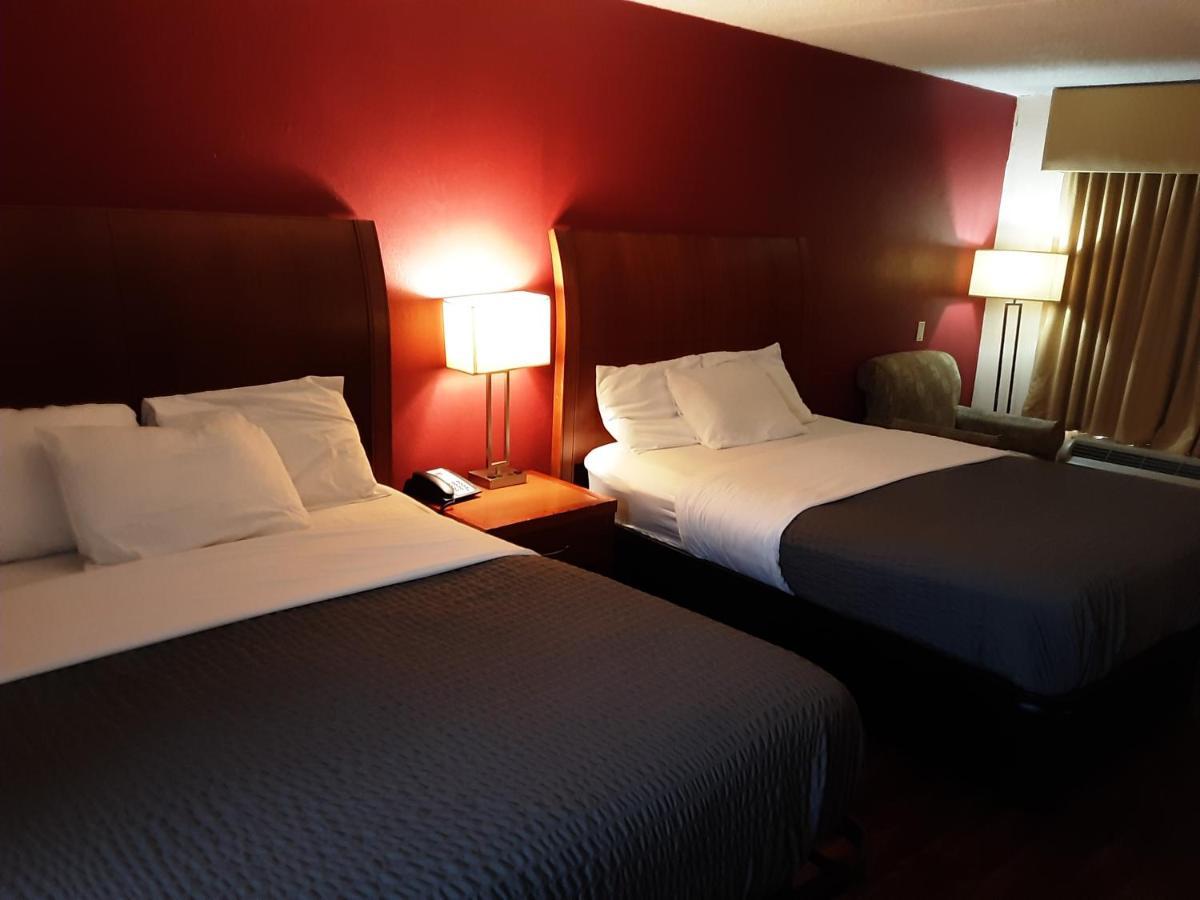 Econo Lodge Inn & Suites Griffin Exterior photo